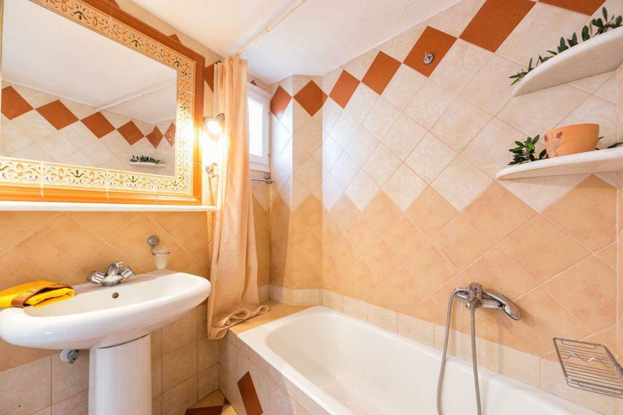 パロス島 Town House For 6-16 With Acヴィラ エクステリア 写真
